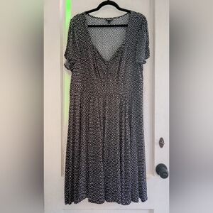 Sweet, swirly, flirty,polkadot retro swing midi dress